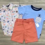 Conjunto de 3 Piezas para Niño: Camisa Estampada, Camiseta Azul y Short Coral - Talla 2