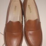 Vendo zapatos Mocasines talla 7M