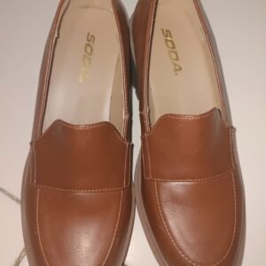 Vendo zapatos Mocasines talla 7M